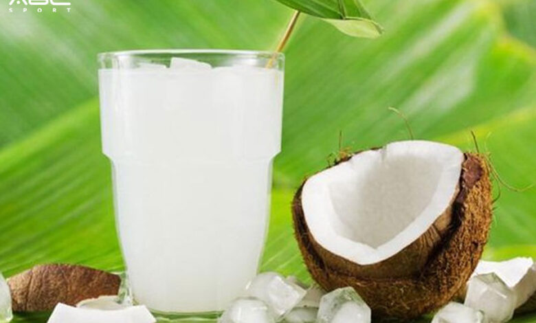 1 Trái Dừa Bao Nhiêu Calo? Uống Nước Dừa Có Giảm Cân?
