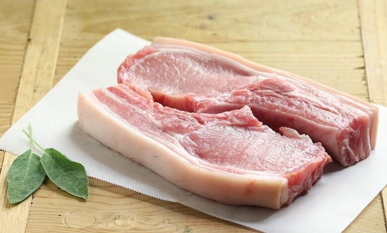 100g thịt lợn bao nhiêu calo? Lưu ý quan trọng khi ăn thịt lợn