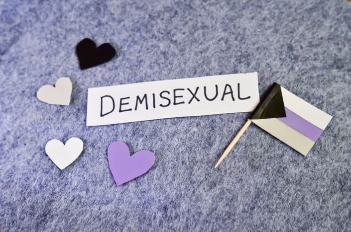 Người á tính (Demisexual) là gì và cách nhận biết người á tính