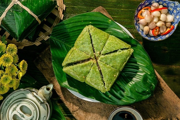 1 miếng bánh chưng rán bao nhiêu calo? Ăn bánh chưng có béo