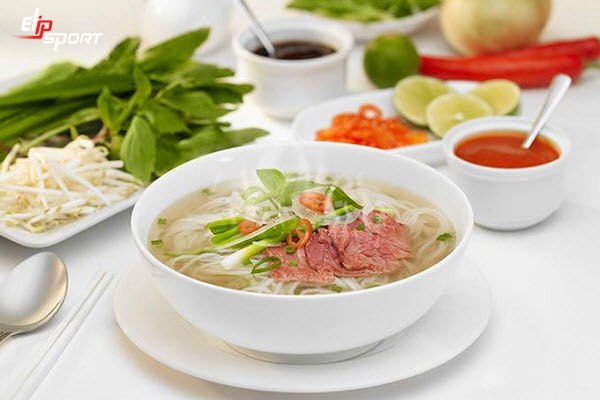 Bún Chả Bao Nhiêu Calo? Ăn Bún Chả Nhiều Có Béo Không?