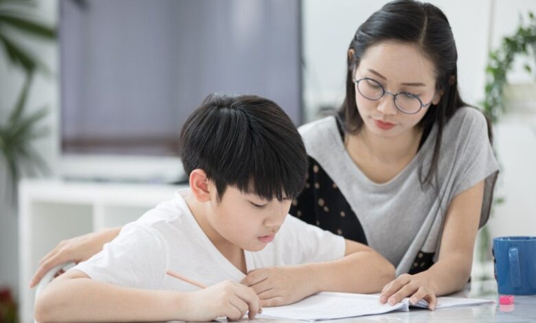 Cách dạy con trai ở tuổi dậy thì hiệu quả dựa trên tâm sinh lý khi bé