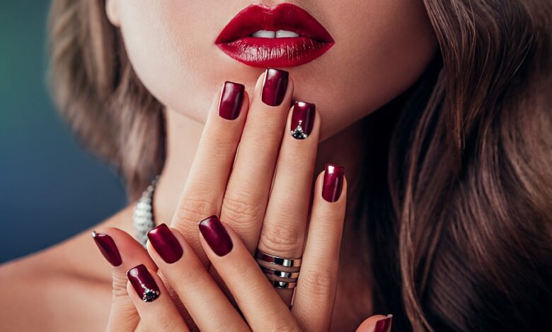 6 cách làm sạch móng tay sau khi làm nail đơn giản và hiệu quả tại
