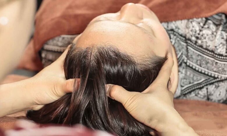 Cách massage đầu giảm stress, đỡ đau tại nhà hiệu quả - Tree Boss
