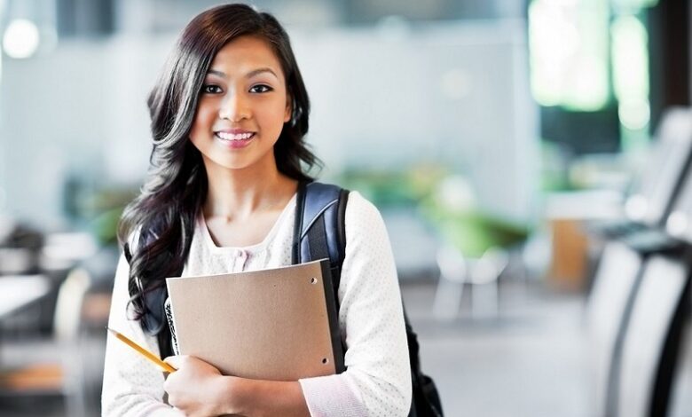 Con gái nên học ngành gì phù hợp và lương cao? - JobsGO Blog