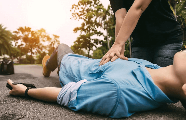 CPR là gì? Các bước tiến hành hồi sức tim phổi CPR - AiHealth