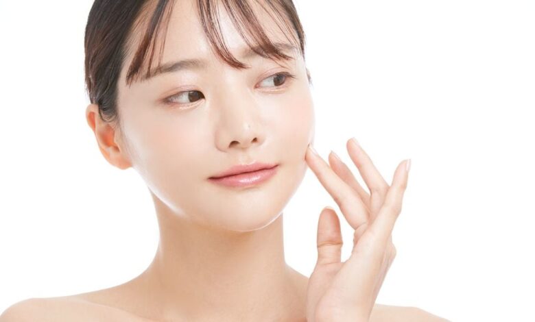 Hướng dẫn trang điểm tự nhiên phong cách Hàn Quốc - Beauty Box