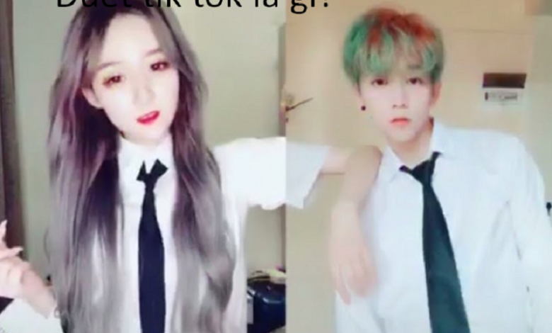 Duet Tik Tok là gì? Tại sao thế hệ trẻ "nghiện" đến vậy?