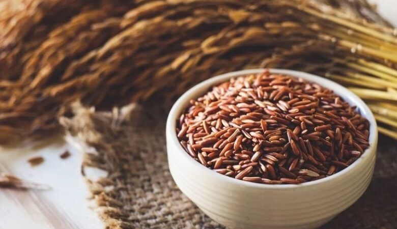 Gạo lứt bao nhiêu calo? Ăn nhiều gạo lứt có tốt hay không?