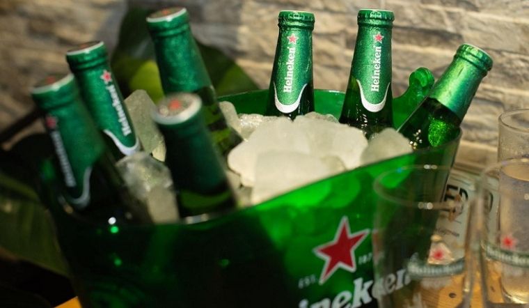 Tìm hiểu giá thành và nồng độ cồn của bia Heineken