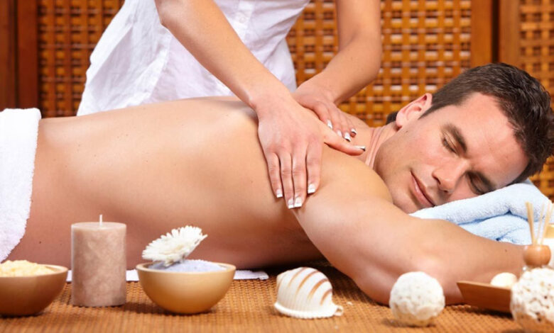 Top 7 địa chỉ học massage body nam chuyên nghiệp, uy tín