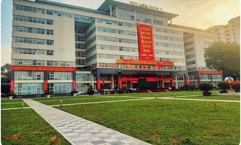 Học viện Quân Y ra trường làm gì? Thu nhập của bác sĩ quân y?