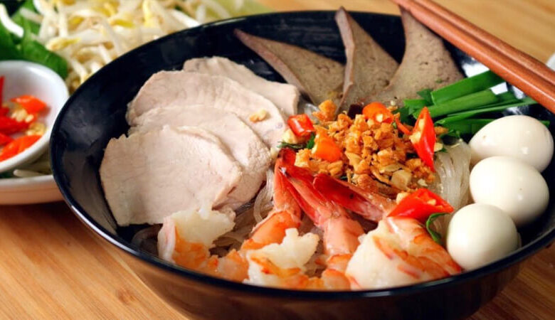 1 tô hủ tiếu bao nhiêu calo? Ăn hủ tiếu có béo không?