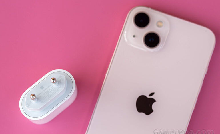 iPhone 13 128GB Màu Hồng Pink: Vẻ Đẹp Đáng Yêu, Không Đắt Hơn Các Màu Khác