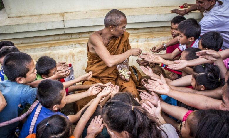 Lòng trắc ẩn là gì? Tại sao con người lại cần phải có lòng trắc ẩn?
