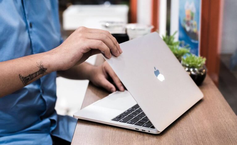 Macbook giá rẻ bao nhiêu tiền? - Macstore