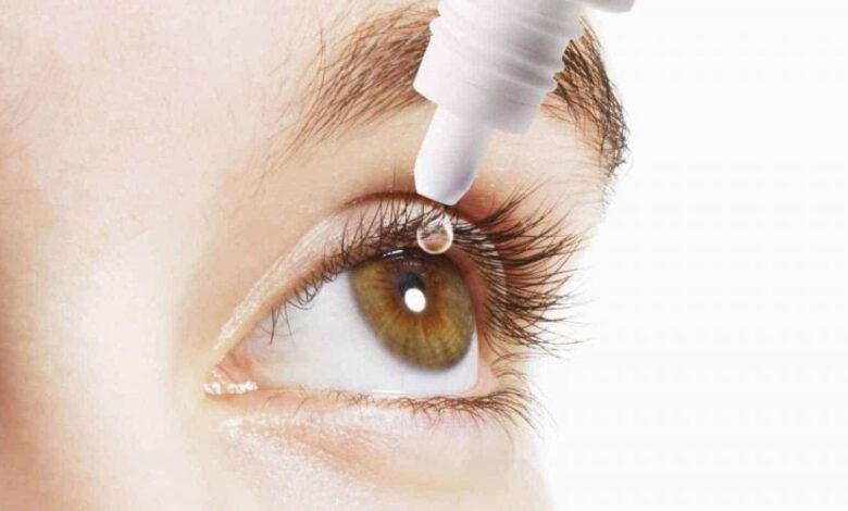 Bị sưng mí mắt dưới hoặc trên là do đâu? Cách điều trị và ngừa tái