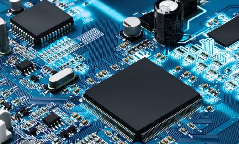 MCU là gì ? Vi điều khiển tích hợp trên các hệ thống nhúng