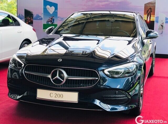 Mercedes C200 2023: giá lăn bánh, ưu đãi (04/2023) - giaxeoto