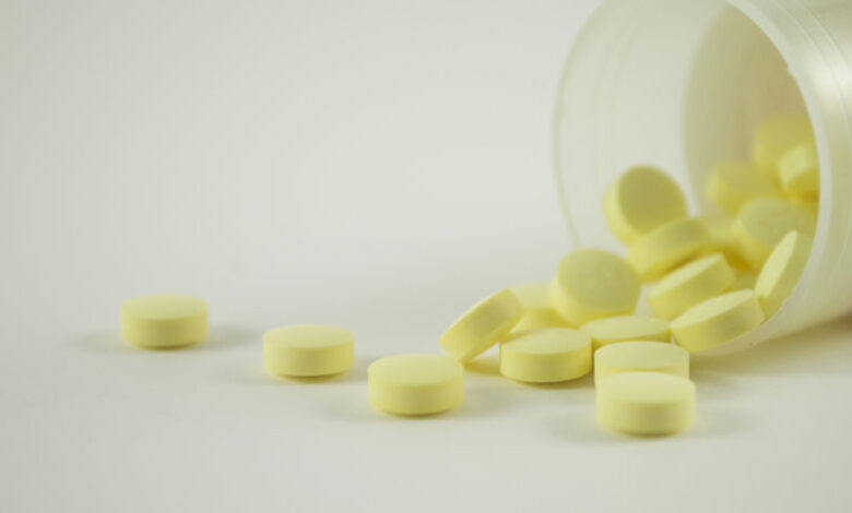 Meloxicam là thuốc gì? Công dụng, cách dùng và bảo quản ra sao?