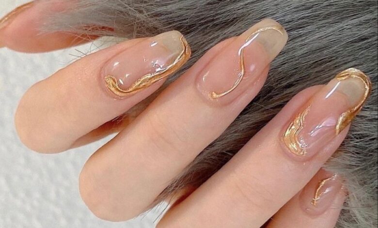 Nên làm nail Up Móng hay Đắp Bột tránh tổn thương cho móng