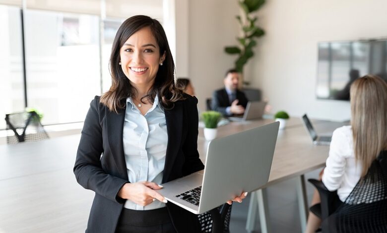 Quản lý là gì? Khái niệm và chức năng của một nhà quản lý - JobsGO