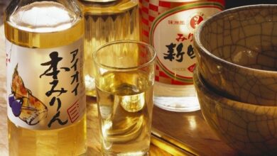 Rượu nấu ăn là gì? Công dụng, nơi bán và giá thành