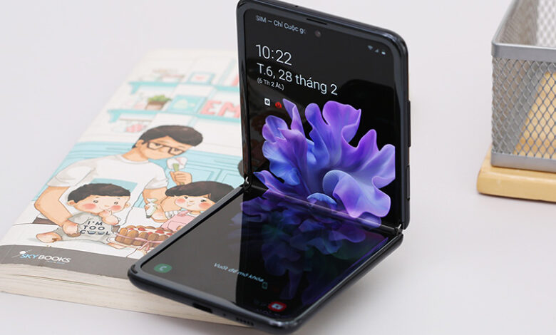 Samsung Galaxy Z Flip | Khuyến mãi HOT, giá rẻ - Thegioididong.com