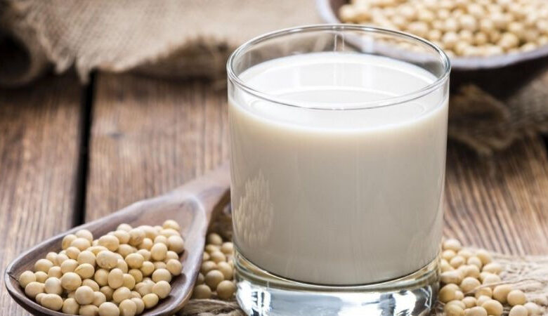 Sữa đậu nành bao nhiêu calo? Uống sữa đậu nành có béo không?