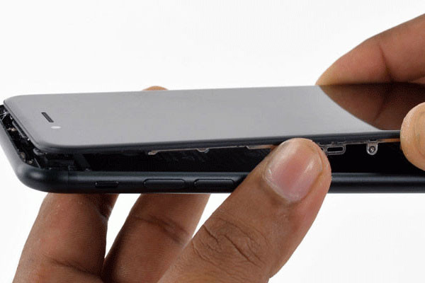 Thay màn hình iPhone 7, iPhone 7 Plus bao nhiêu tiền? 04/2023