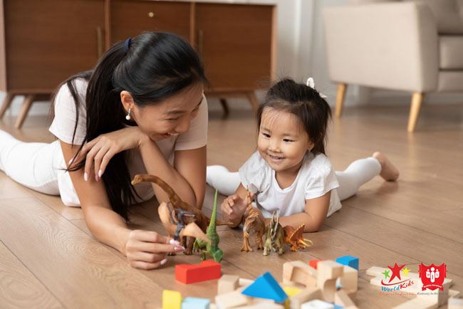 Dạy trẻ 4 tuổi học gì? Cách dạy trẻ 4 tuổi phát triển toàn diện