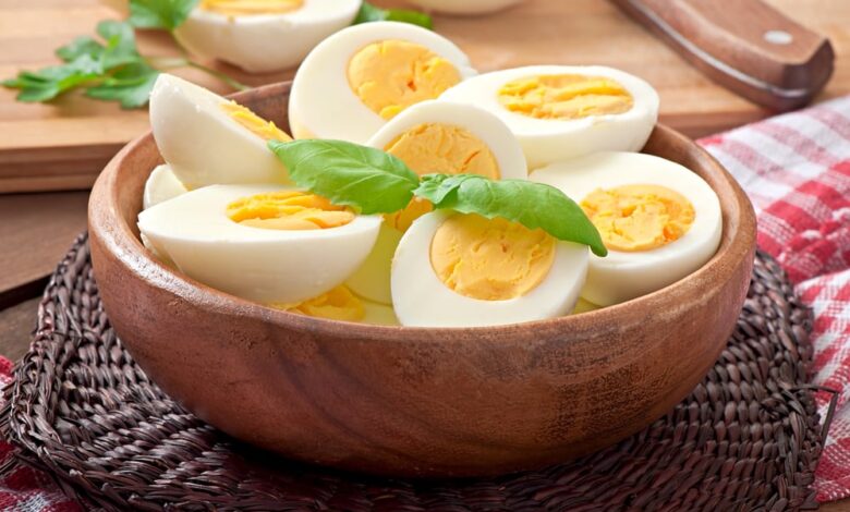 Trứng luộc bao nhiêu calo? Cách ăn trứng luộc giảm cân hiệu quả